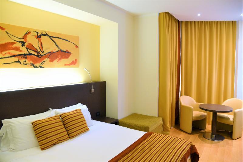 Hotel Diamante Alessandria Bagian luar foto