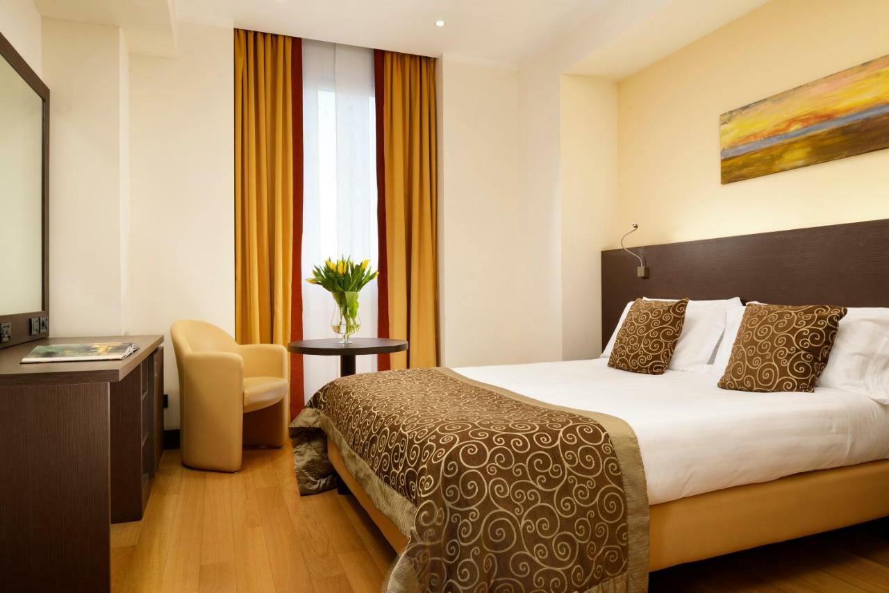 Hotel Diamante Alessandria Bagian luar foto