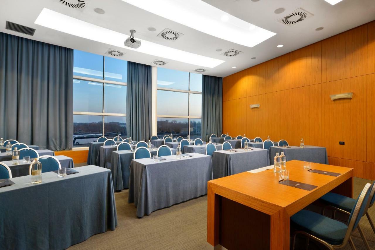Hotel Diamante Alessandria Bagian luar foto
